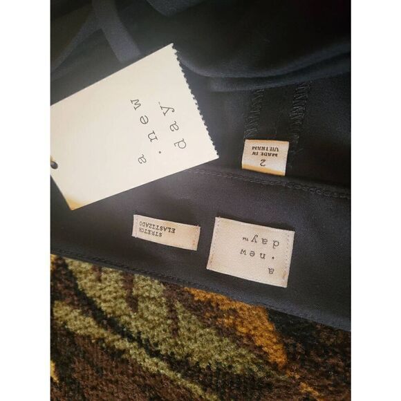 NWT A New Day Belted Dress Pants Women's 2 Black Tapered Ankle Comfort - Picture 4 of 4